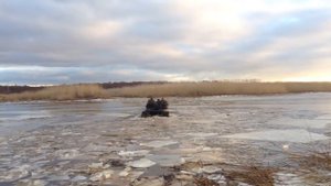 Вездеход Арго 6х6 FRONTIER  на Псковском озере