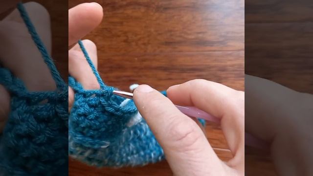 вяжем следки крючком|мастер-класс следки крючком# следки# тапочки# тапочки крючком# смотреть онлайн