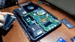 ТыжПрограммист #2 | Замена диска в ноутбуке ASUS X556UQ