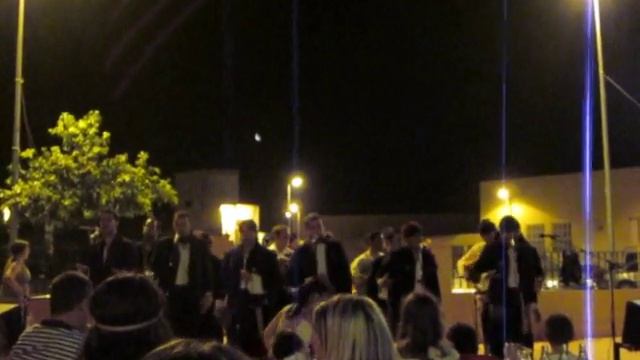 La cueva de los Valientes. Pasodoble de la Banda del Capitán Veneno смотреть онлайн