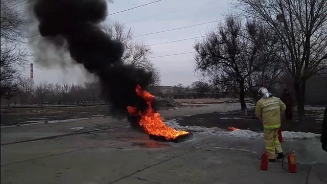 Практика с огнетушителями смотреть онлайн