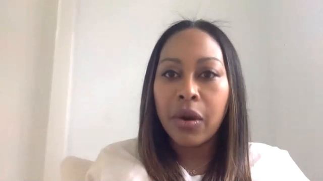 Dr. Barbara Sturm Super Anti-Aging Panel смотреть онлайн