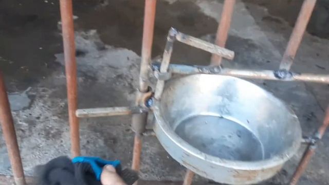 обустройство вальера.... кормушка своми руками смотреть онлайн