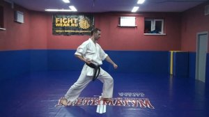 Ката Косики каратэ, ученический принцип №3, "Дай Сан Кё", быстрый темп