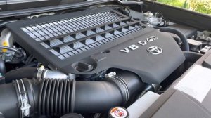 Toyota 1VD-FTV engine sound