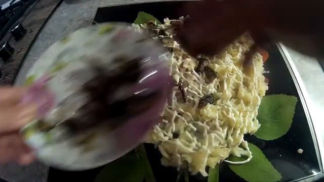 Салат Клубничка смотреть онлайн