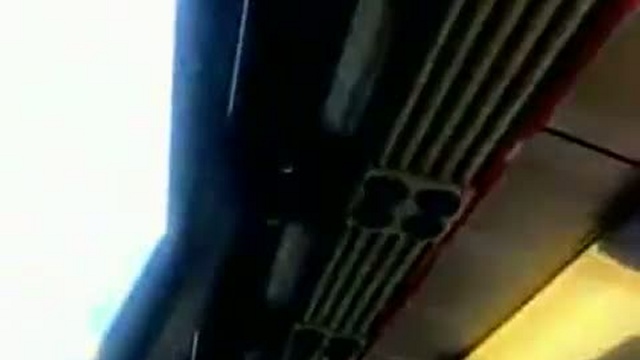 Проводница забыла выключить микрофон