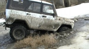 Уаз уаз и нива по снегу и грязи