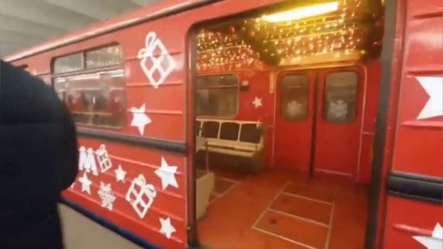 Ушедшее в историю поезда 81-710 Ёж-3 (1975-2020) (2016-2024) 🙏🙏😪🚇🚇 смотреть онлайн