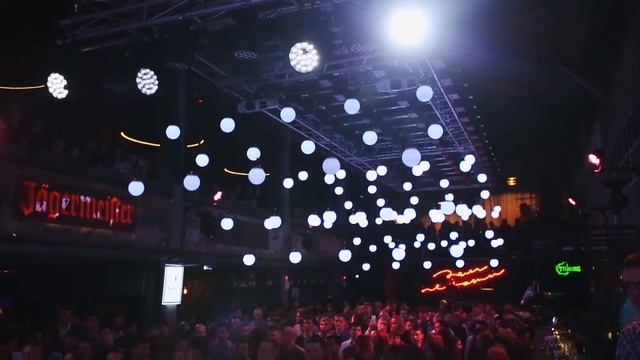 Кинетическая система (шары) ТЕСЛА ПРО в Доме Печати смотреть онлайн