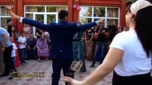 Супер танцы на свадьбе в Чечне Зажигательная лезгинка