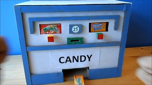 АВТОМАТ ДЛЯ КОНФЕТ MAMBA И MAOAM ИЗ КАРТОНА смотреть онлайн