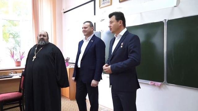 Космонавт Роман Романенко