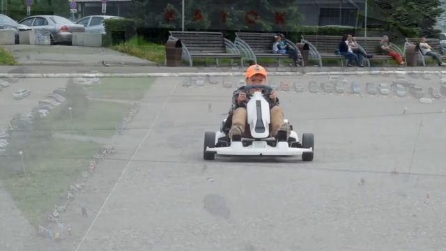 Саша-Ёжик. Пробую Электрокарт Ninebot