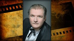 Он БРОСИЛ 3-х жён с детьми, и живет с МОЛОДОЙ актрисой. Личная жизнь актера Владимира Симонова.