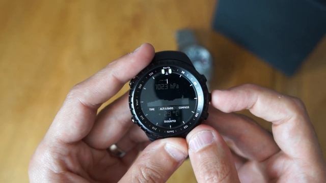 Test de la montre Suunto Core Noir Total смотреть онлайн