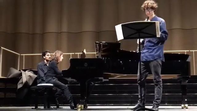 H. Dutilleux sonatine for flute and piano - D. Damaskinos смотреть онлайн