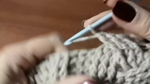 Шапка широкими косами, крючком. Шапка крючком для начинающих