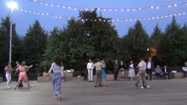 Танго. Парк Горького. балансе.рф смотреть онлайн