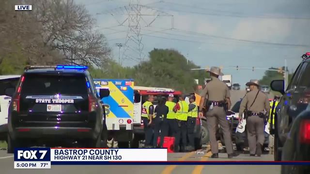 Hays CISD School Bus With Over 40 Students Involved In Crash | FOX 7 Austin
