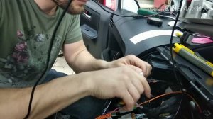 Установка магнитолы Marubox 7A701PX5 +DSP в Toyota Voxy hybrid 2014