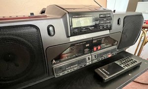 1988 год производства SONY CFD-DW95 MK5 CD VINTAGE BOOMBOX VERY RARE-ЯПОНИЯ.