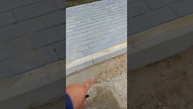 Фасадстроймонтаж Устройство тротуарной плитки с бордюрами