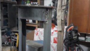 Обзор на винтовой пресс. Его применение и проблемы.