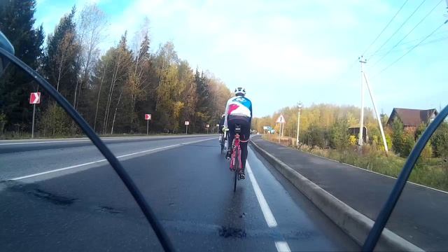 Путешествие на шоссейных велосипедах в прекрасной компании ???????