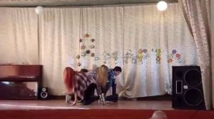 «Ендовищенский сельский дом культуры» 8 марта 2017(танец)