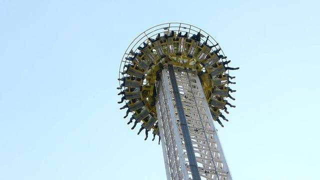 Sky Fall - Goetzke Offride @ Kirmes Ibbenburen 2017 (Funtime) смотреть онлайн