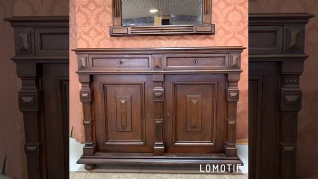 Антикварная мебель в магазине мебели "Матисс" в Калининграде