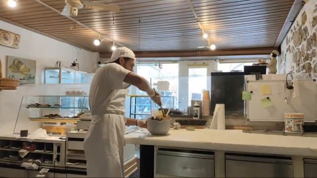 Швейцария. Булочная. Работаем И Говорим И Михаиле Ефремове смотреть онлайн