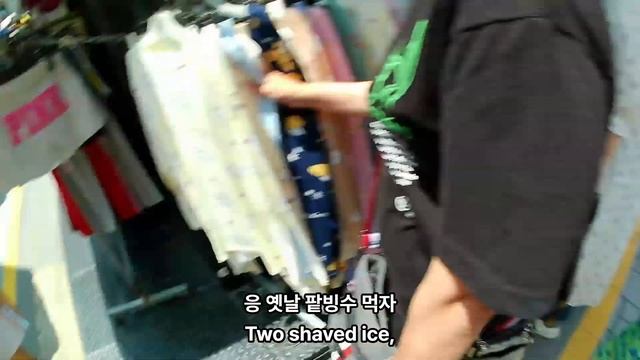 부산 국제시장 여행 차박 / Korea Busan / Market Tour / tteokbokki / kimbap / food / Dalgona / travel смотреть онлайн