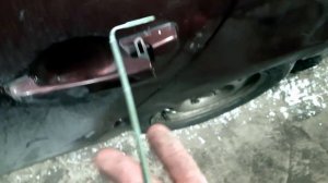 LADA GRANTA  - Как открыть заднюю дверь.