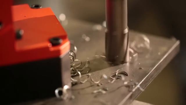 FEIN KBM 50 auto - магнитный сверлильный станок с автоматической подачей смотреть онлайн