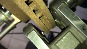Проточка дисков Ленд Ровер/Проточка тормозных дисков Land Rover/Устраняем вибрацию при торможении