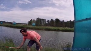 Осётр на крючке. Поимки осетра. Ловля рыбы на платнике.