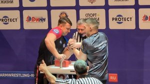 Artem TAYNOV vs Damir SHARAFUTDINOV. Russian nationals 2021 (90kg) #armwrestling #shoulder roll