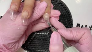 Ногти после ХИМИИ / 4 месяца ногтям ? Необычное наращивание ногтей для новичков