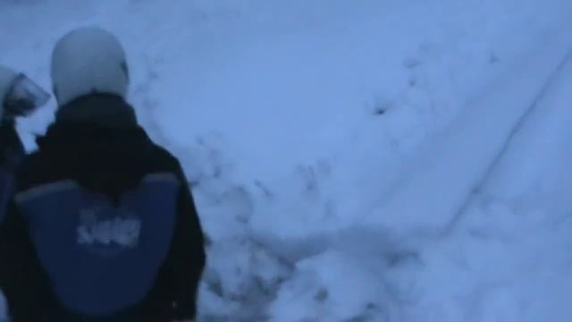 Вытаскивание снегохода - Тим-билдинг в Финляндии смотреть онлайн