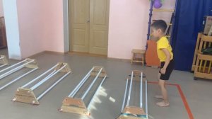 Прыжки через нарты. Захаров Эрчим