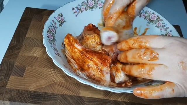 ВСЕ ПОЛЮБЯТ ТАКУЮ ВКУСНЯТИНУ! КУРОЧКА НА ОВОЩНОЙ ПОДУШКЕ! смотреть онлайн