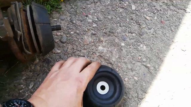 Зазор между стаканом и тарелкой OPEL VECTRA B. МЕНЯЕМ ПОДУШКИ АМОРТИЗАТОРОВ смотреть онлайн