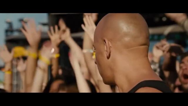 Вырезанный ролик из форсажа 7 смотреть онлайн