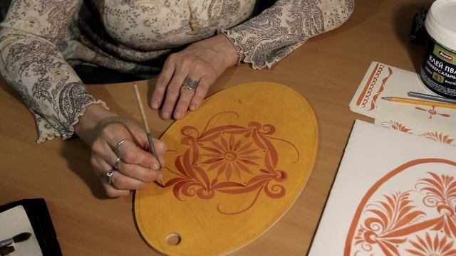 Роспись под хохлому на разделочной доске | Орнамент "Пряник" | Мастер-класс