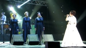 Елена Ваенга и Интарс Бусулис  "Гравитация" - (21.01.15 БКЗ)