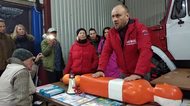 Правила спасения утопающего на воде. Инструкция 2019 года