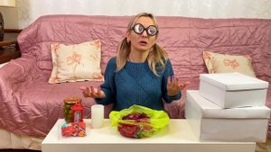 У кого круче НОВОГОДНИЕ Подарки ? БОГАТАЯ vs БЕДНАЯ