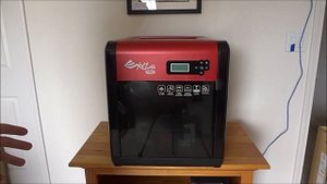 XYZ Printing Davinci Pro 1.0 3D Printer Straight Out Of the Box!